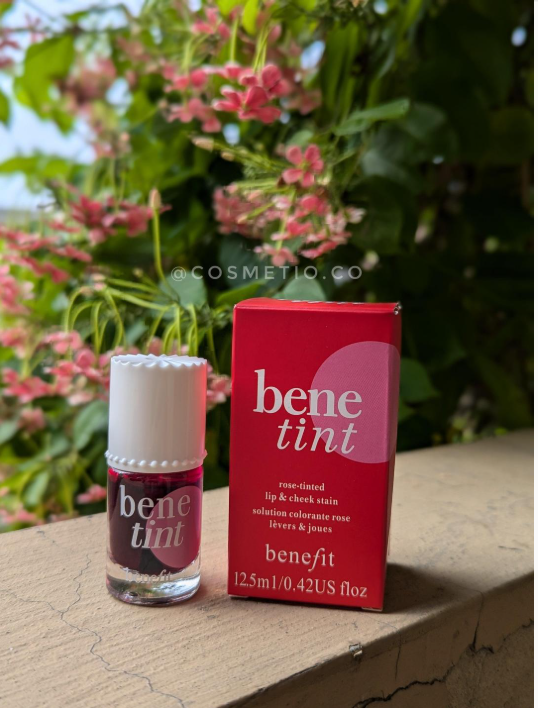 Smudge Proof Rose Lip Tint.